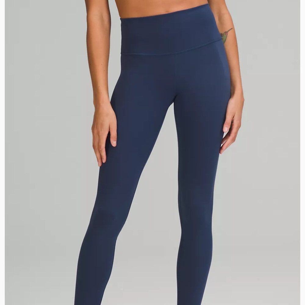 Lululemon wunder under leggings Navy sz 4